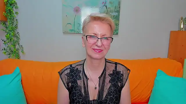 iamyourdream89 online show from April 21, 11:07 pm