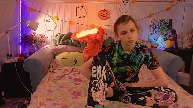 Frank Fraer online show from November 8, 8:03 am