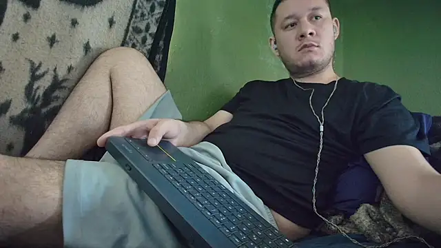 sweet cock28 online show from October 13, 3:34 pm