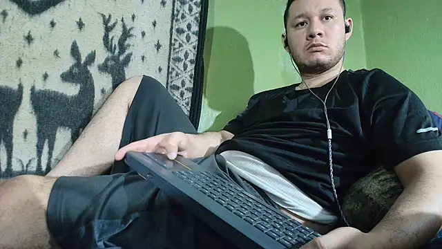sweet cock28 online show from April 19, 1:54 pm