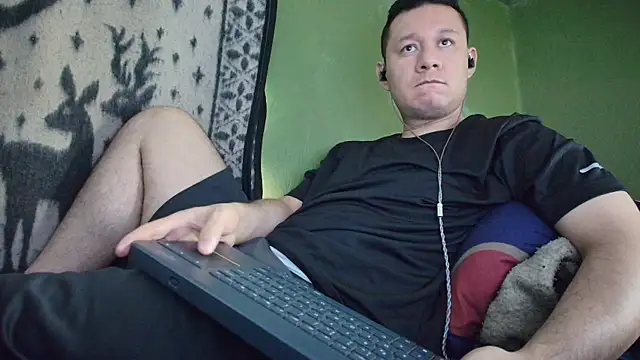 sweet cock28 online show from April 20, 3:15 pm