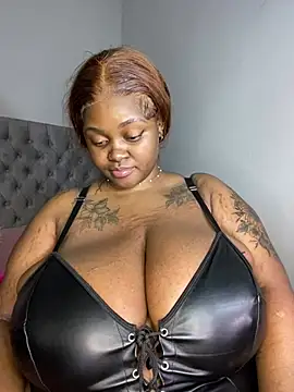 Yung-Missy online show from February 22, 9:37 pm