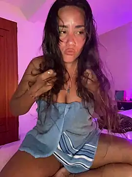 Snapshot of fenixgre chatting on February 26, 9:48 pm fenixgre online show from February 26, 9:48 pm