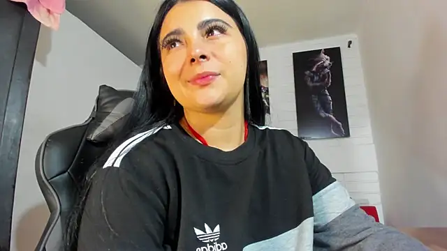 Natasha  Blue online show from November 25, 11:43 am