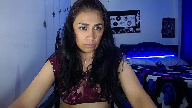 pinky violeta online show from December 29, 10:36 pm