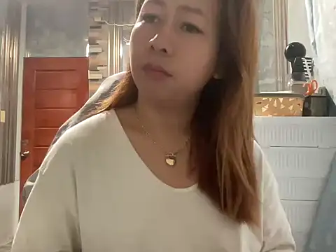 Snapshot of UrLove_Marga chatting on May 9, 9:31 pm UrLove Marga online show from May 9, 9:31 pm