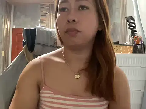 Snapshot of UrLove_Marga chatting on June 3, 10:26 pm UrLove Marga online show from June 3, 10:26 pm
