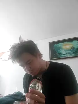 Toyjungee online show from April 3, 3:32 pm