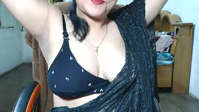 Cute Mahi22 online show from July 20, 7:05 pm