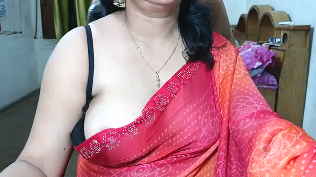 Cute Mahi22 online show from July 28, 6:07 pm