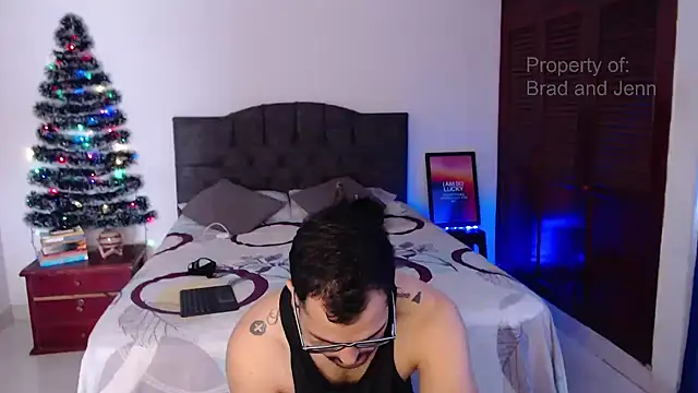 Snapshot of yourfavoritesbj chatting on December 23, 2:39 pm yourfavoritesbj online show from December 23, 2:39 pm