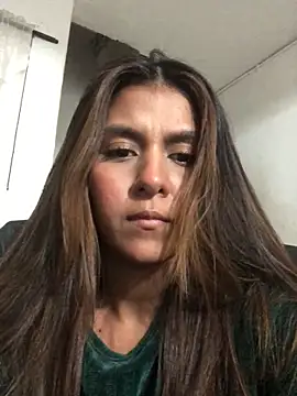 Snapshot of yourfavoritesbj chatting on January 1, 2:41 am yourfavoritesbj online show from January 1, 2:41 am