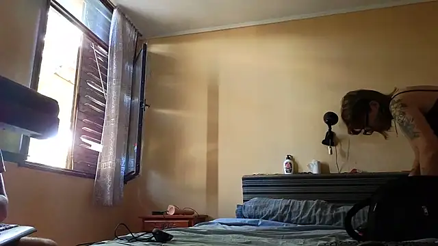 Carlafoxxx online show from February 11, 1:49 pm