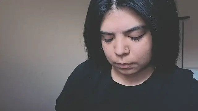 kimmiakiss22 online show from March 17, 11:21 pm