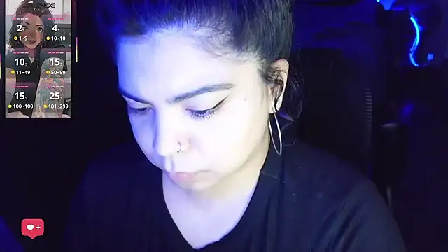 kimmiakiss22 online show from March 27, 1:44 am