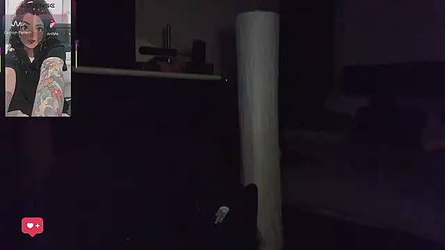 kimmiakiss22 online show from April 18, 2:37 am