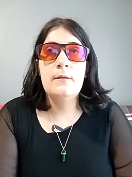 Lolabeluccia xh  online show from April 28, 6:07 am