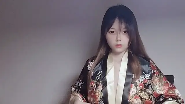 VaerySaenz online show from March 13, 2:23 pm