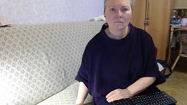 Snapshot of zarinafonliberman chatting on January 23, 4:37 pm zarinafonliberman online show from January 23, 4:37 pm