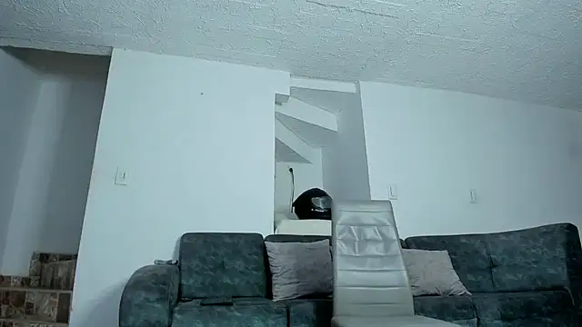 Snapshot of _heracles_ chatting on February 6, 9:18 pm heracles online show from February 6, 9:18 pm