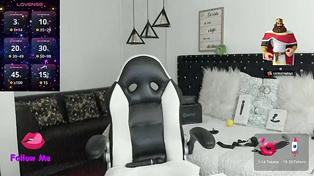 natasha logan  online show from January 17, 11:06 am