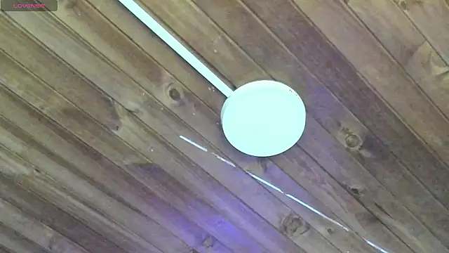 natasha logan  online show from October 7, 6:10 am