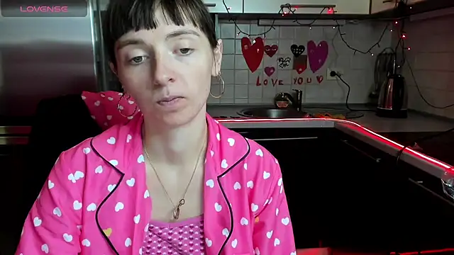 TayanaJons online show from February 1, 10:59 am