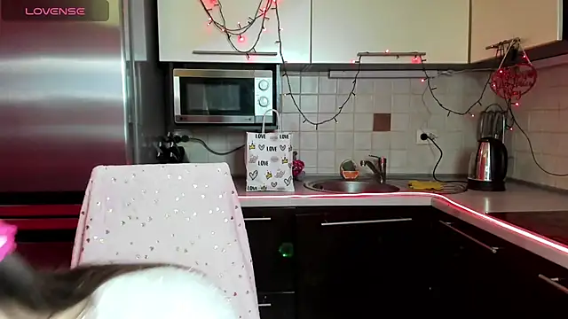 TayanaJons online show from February 14, 7:49 am