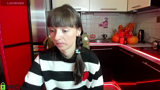 TayanaJons online show from October 10, 7:07 am