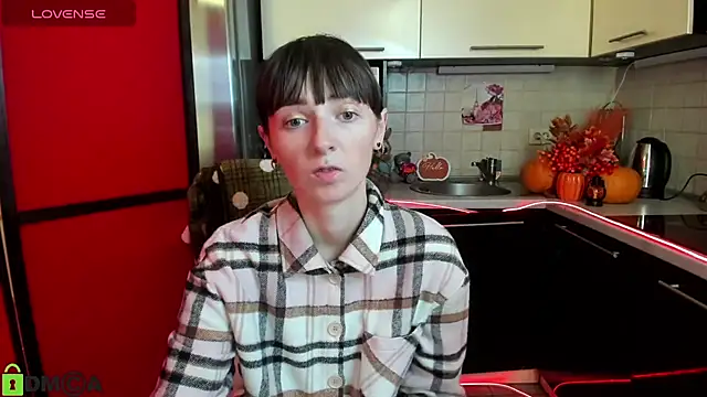 TayanaJons online show from November 14, 7:51 am