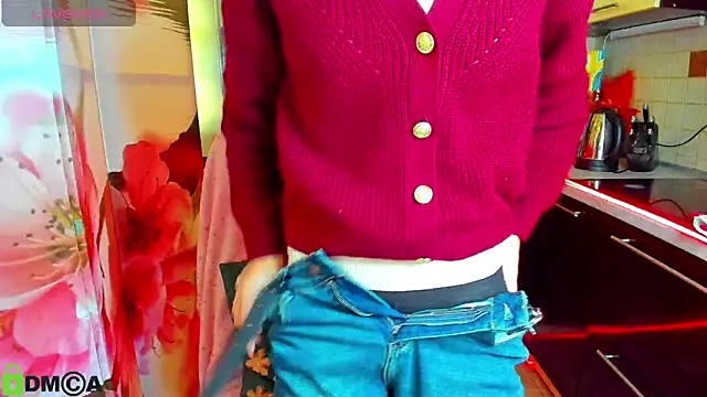 TayanaJons online show from February 4, 8:09 am