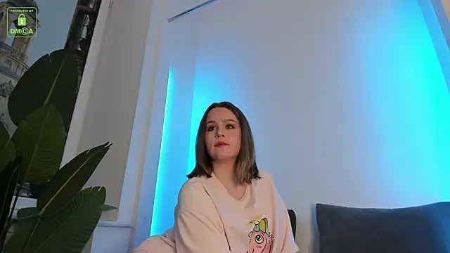 Snapshot of ErikaLust chatting on November 11, 4:23 am ErikaLust online show from November 11, 4:23 am