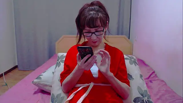 tinashy online show from December 11, 10:27 pm