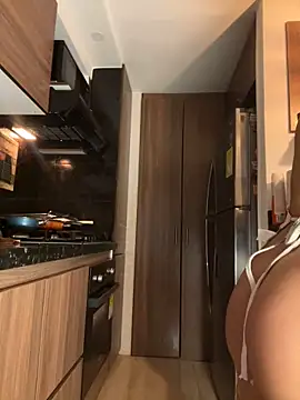 crystal bunny7 online show from February 10, 5:25 am