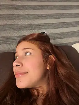 crystal bunny7 online show from February 22, 6:39 am