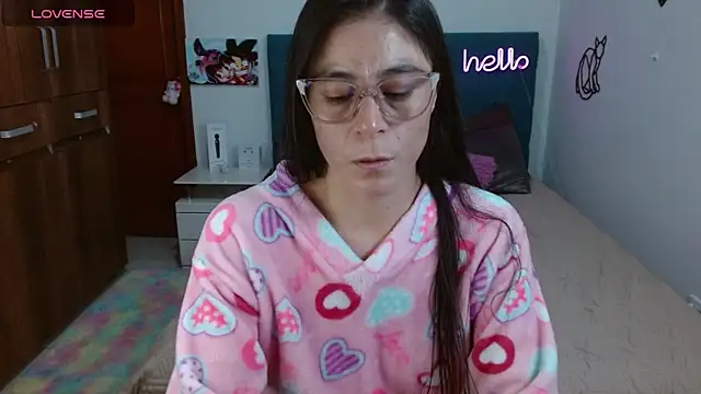 Snapshot of antonella_sweet33 chatting on June 8, 10:32 pm antonella sweet33 online show from June 8, 10:32 pm