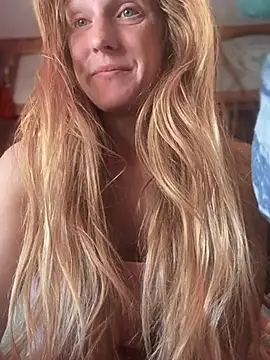 GoldenFlameGoddess online show from March 20, 3:36 pm