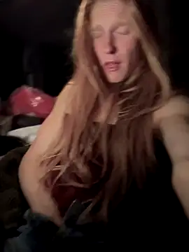 GoldenFlameGoddess online show from December 2, 3:01 am