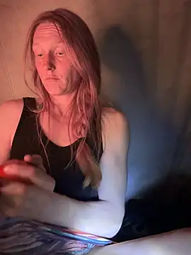 GoldenFlameGoddess online show from April 5, 5:04 am