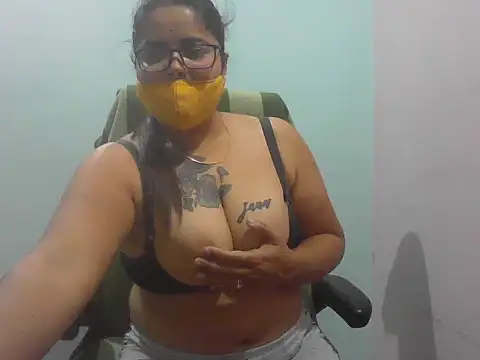 gyanvi1 online show from February 11, 1:41 pm