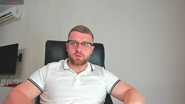 Findom guy online show from December 15, 11:14 am