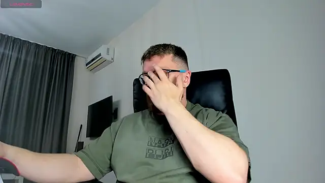 Findom guy online show from March 20, 11:04 am