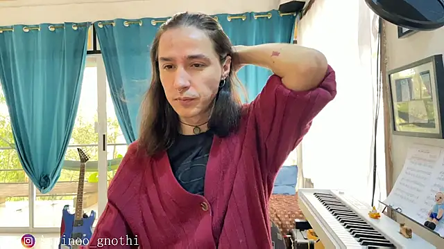 Snapshot of Antinoo_Gnothi chatting on December 4, 12:14 pm Antinoo Gnothi online show from December 4, 12:14 pm