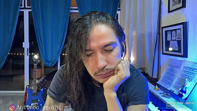 Snapshot of Antinoo_Gnothi chatting on December 18, 1:15 am Antinoo Gnothi online show from December 18, 1:15 am