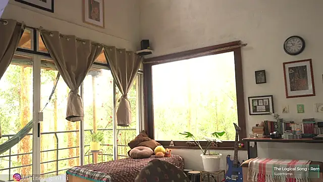 Snapshot of Antinoo_Gnothi chatting on December 23, 3:44 pm Antinoo Gnothi online show from December 23, 3:44 pm