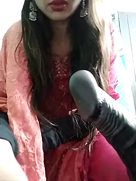 Snapshot of Noor_Darliing chatting on February 11, 3:18 pm Noor Darliing online show from February 11, 3:18 pm