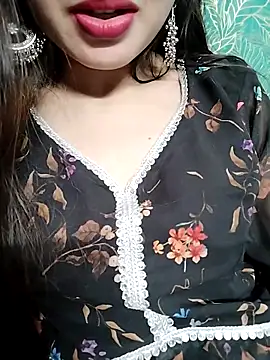 Snapshot of Noor_Darliing chatting on February 12, 6:30 pm Noor Darliing online show from February 12, 6:30 pm