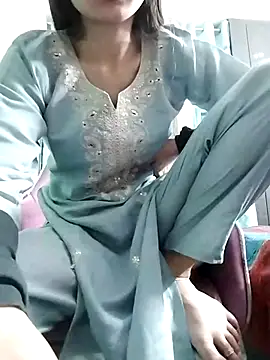 Snapshot of Noor_Darliing chatting on March 1, 9:26 pm Noor Darliing online show from March 1, 9:26 pm