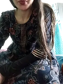 Snapshot of Noor_Darliing chatting on March 8, 9:29 pm Noor Darliing online show from March 8, 9:29 pm