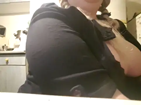 D Marinna online show from January 27, 4:33 pm